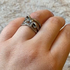 Pandora Bow Ring